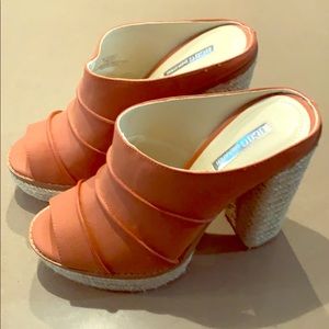 *NEVER WORN* BCBG Burnt Orange Heels